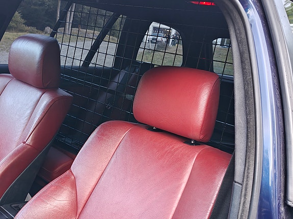 BMW 320d 6 of 9