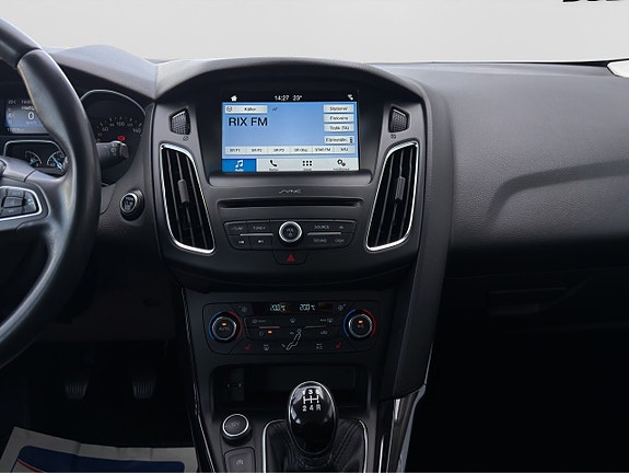 Ford Focus 13 of 30