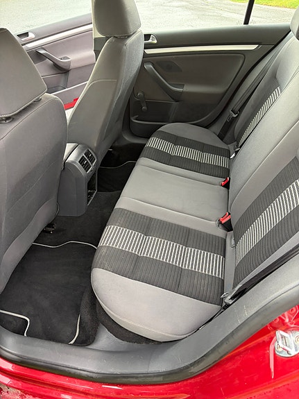 Volkswagen Golf V 4 of 5