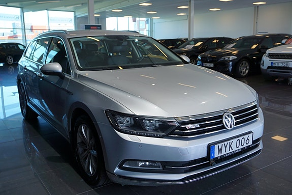 Volkswagen Passat 5 of 16