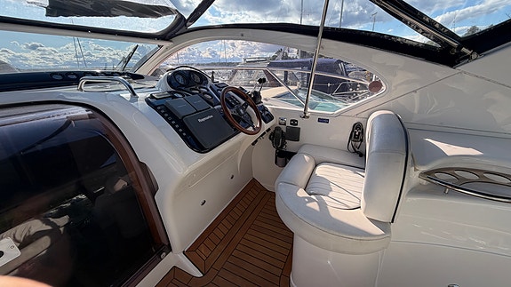 Fairline Targa 34 med KAD300 6 of 29