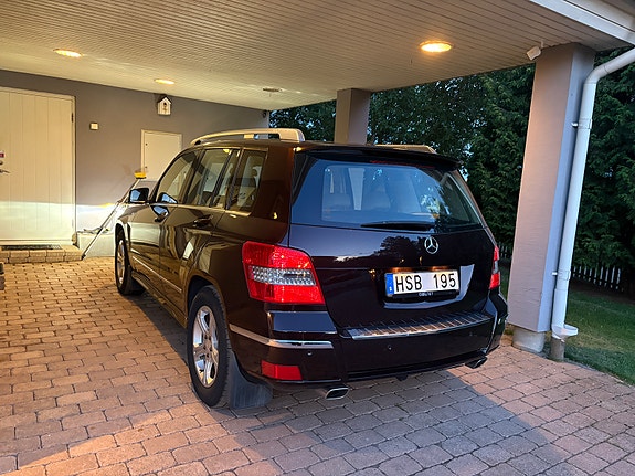 Mercedes-Benz GLK220 4 of 13