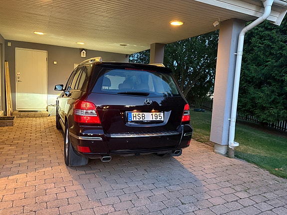 Mercedes-Benz GLK220 5 of 13