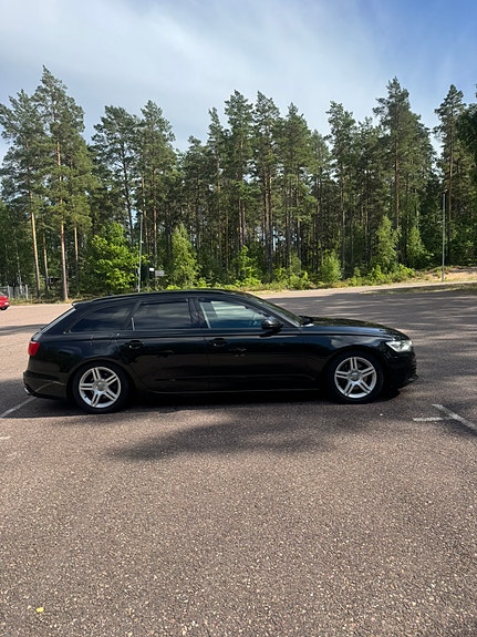 Audi A6 2 of 11