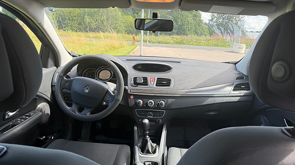 Renault Megane III 9 of 14