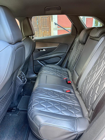 Peugeot 3008 7 of 8