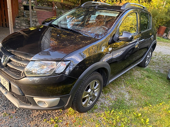 Dacia Sandero Stepway 2 of 4