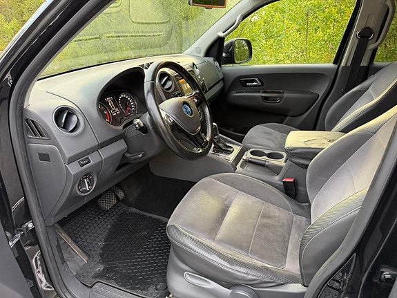 Volkswagen Amarok 4 of 9
