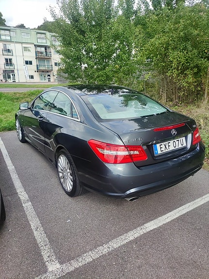 Mercedes-Benz E350 2 of 3