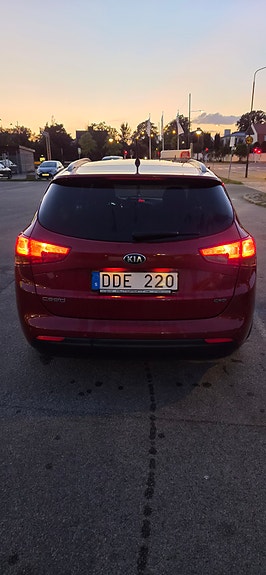 Kia Ceed 5 of 9
