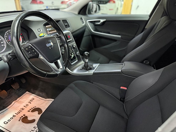 Volvo V60 14 of 15