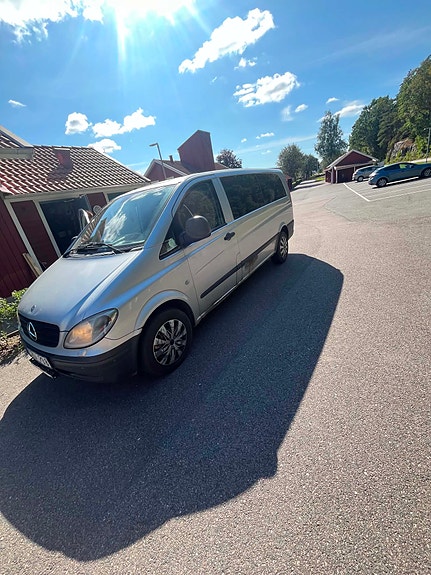 Mercedes-Benz Vito 115 2 of 13
