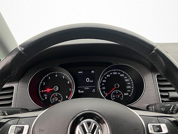Volkswagen Golf Sportsvan 20 of 27