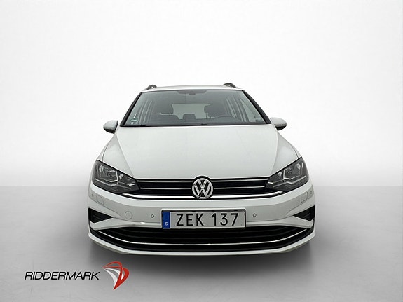 Volkswagen Golf Sportsvan 2 of 27