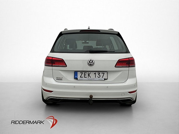 Volkswagen Golf Sportsvan 8 of 27