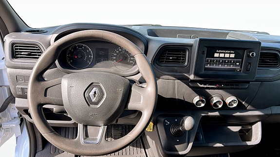 Renault Master 4 of 9