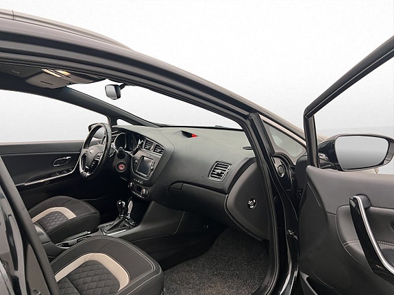 Kia Ceed 12 of 24