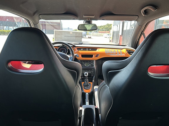 Citroen DS3 7 of 9