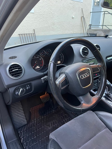 Audi A3 6 of 12