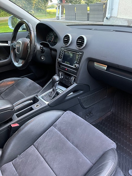 Audi A3 4 of 12