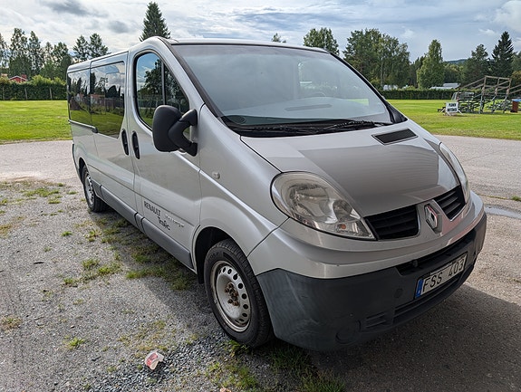 Renault Trafic 2 of 8