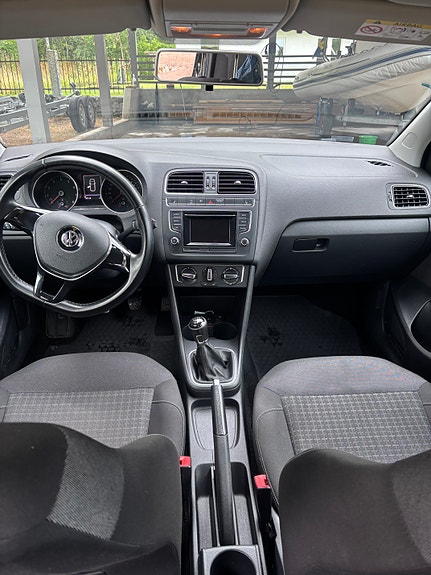 Volkswagen Polo 4 of 8