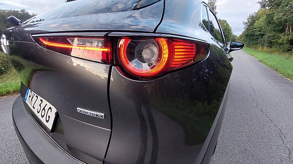 Mazda CX-30 8 of 24