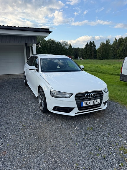 Audi A4 2 of 8