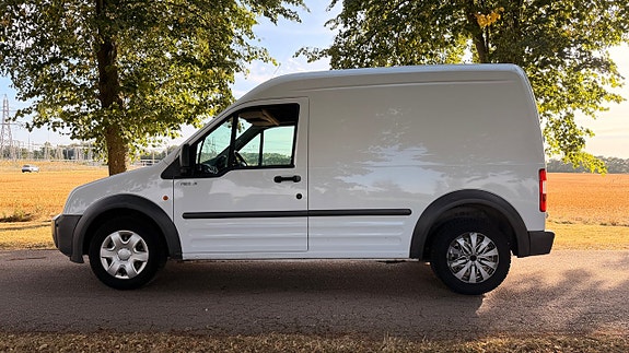Ford Transit Connect 8 of 14