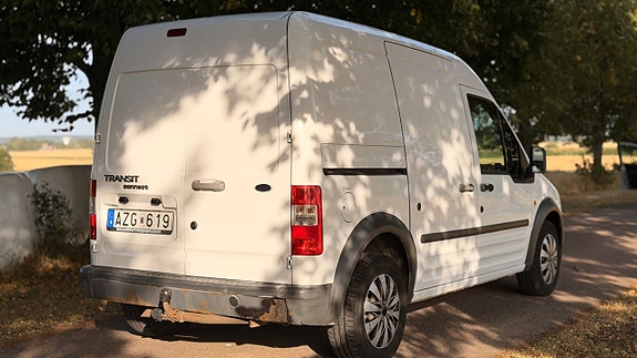 Ford Transit Connect 3 of 14