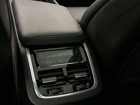 Volvo V60 22 of 30