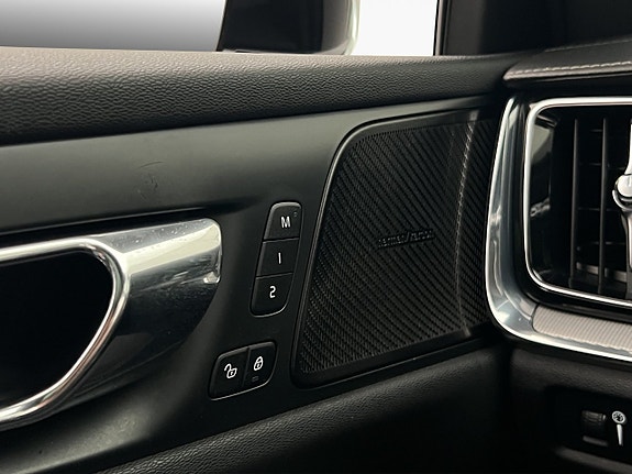Volvo V60 21 of 30