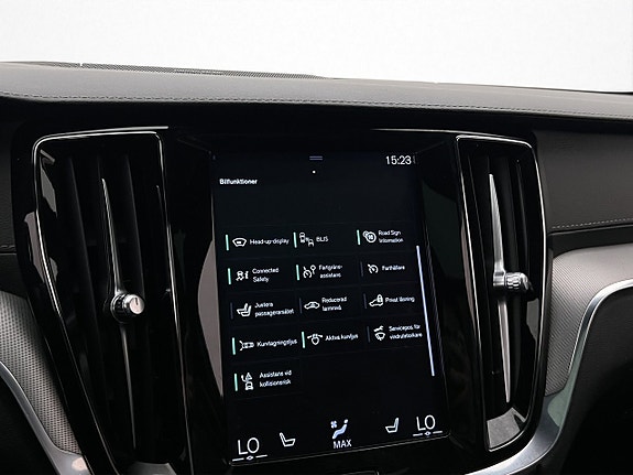 Volvo V60 27 of 30