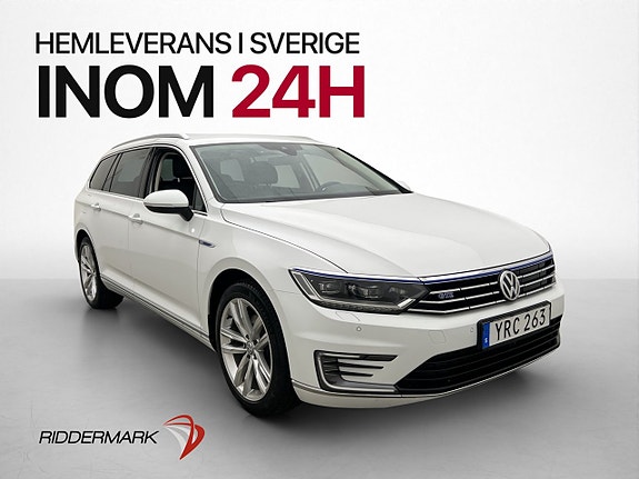 Volkswagen Passat 2 of 30