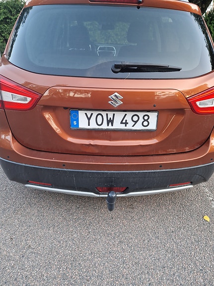 Suzuki SX4 S-Cross 2 of 4