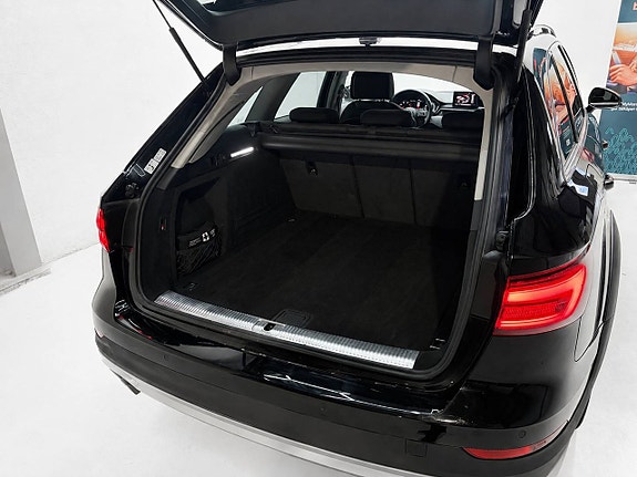 Audi A4 allroad 7 of 14