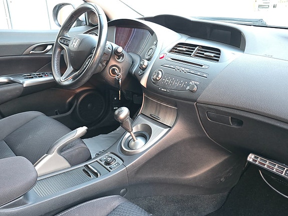 Honda Civic 8 of 15