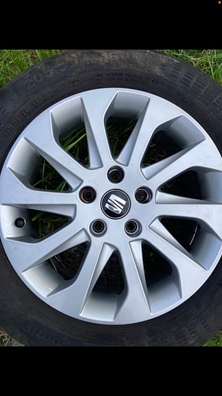 Volkswagen Golf VII 4 of 13