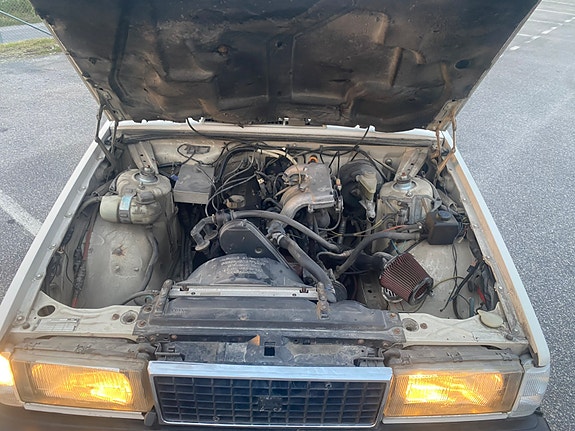Volvo 740 7 of 9
