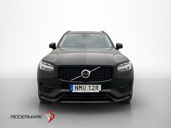 Volvo XC90 4 of 30