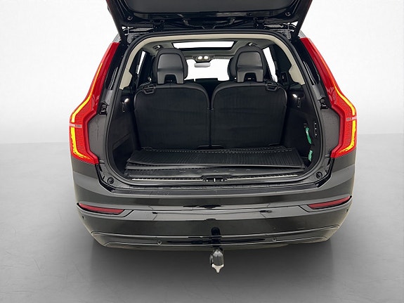 Volvo XC90 25 of 30
