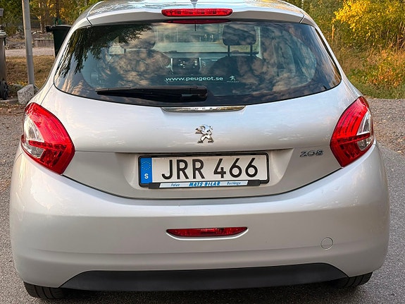 Peugeot 208 6 of 20