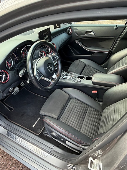 Mercedes-Benz A45 6 of 6
