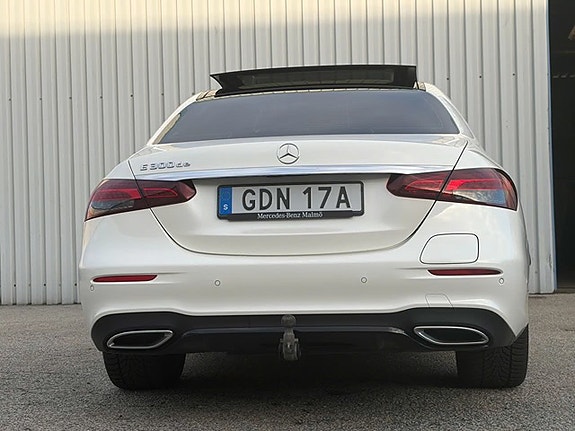 Mercedes-Benz E300 de 16 of 17