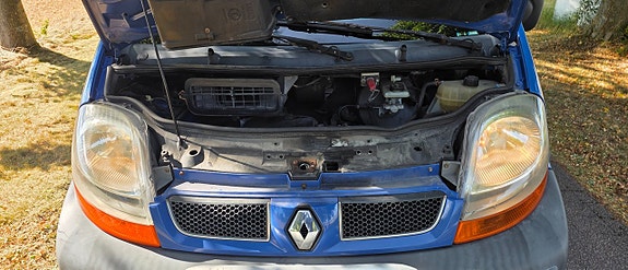 Renault Trafic 11 of 16