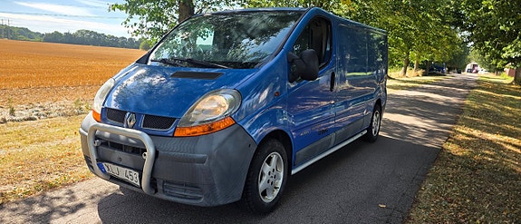 Renault Trafic 2 of 16
