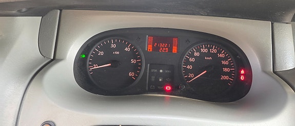 Renault Trafic 15 of 16