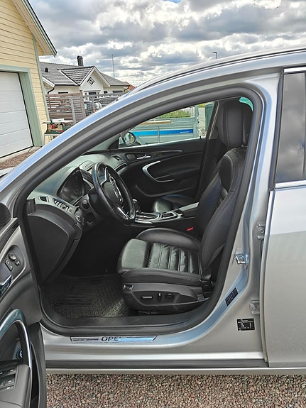 Opel Insignia 9 of 14
