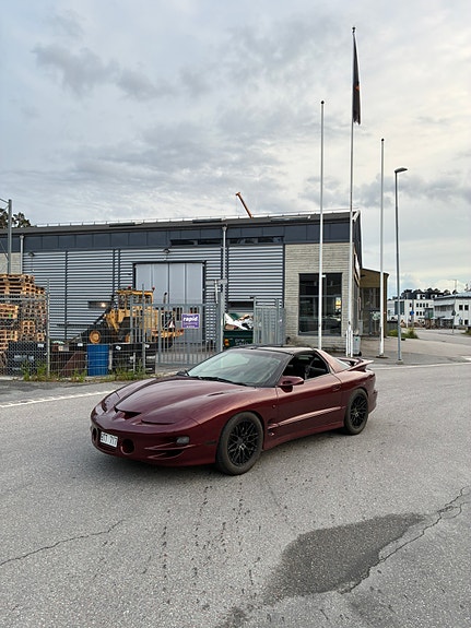 Pontiac Firebird 5 of 8