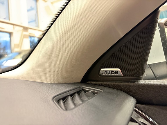 Skoda Octavia Scout 15 of 18